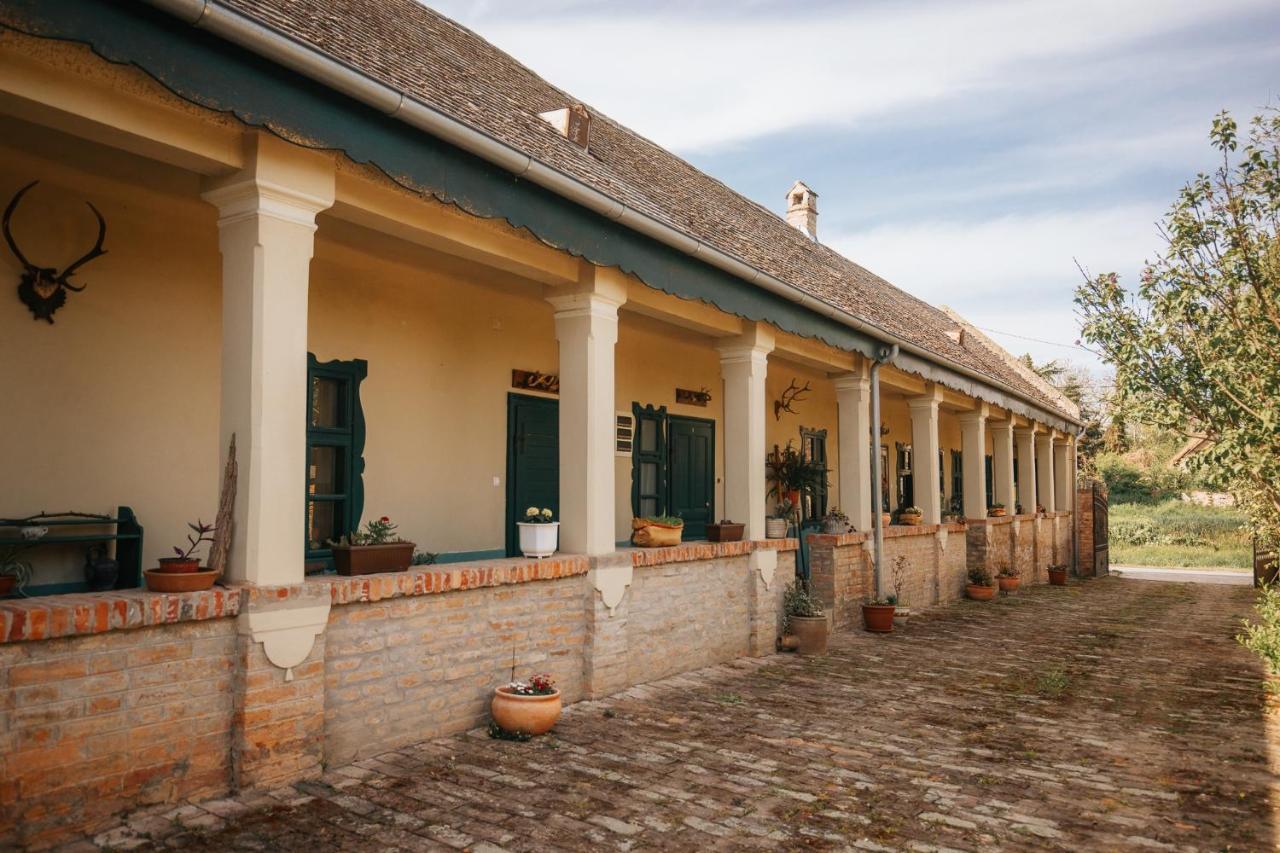 Tradicionalna Kuca Biljkinog Oca Vila Lug Exterior foto